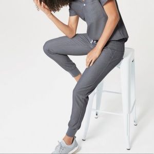 Figs Graphite Zamora Joggers/Catarina Top